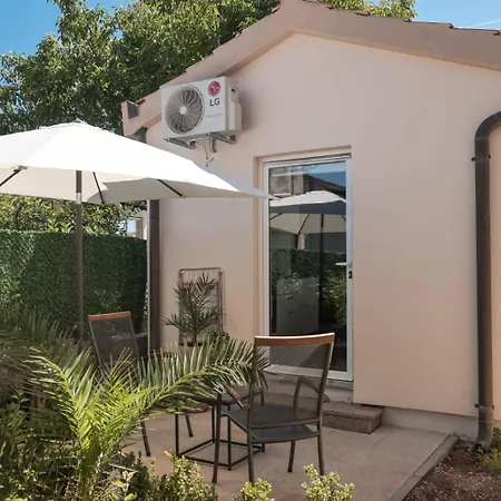 Apartmentszelic Zára