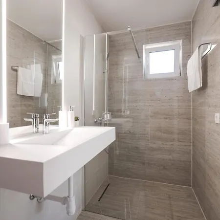 Apartmentszelic * Задар