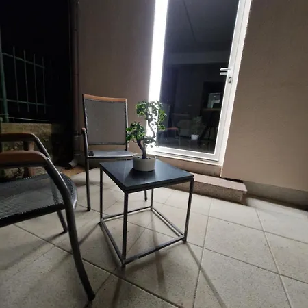 Apartmentszelic Апартаменты *