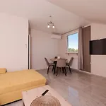 Apartmentszelic *
