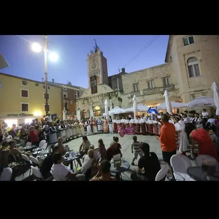 Apartmentszelic Apartman *