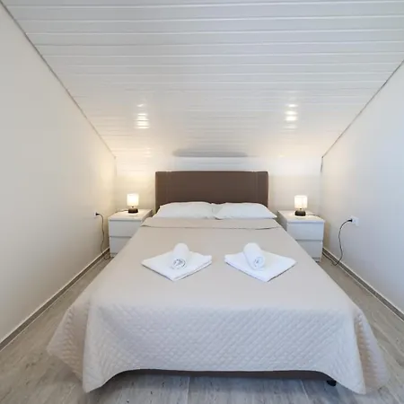 Apartmentszelic Appartamento Zara