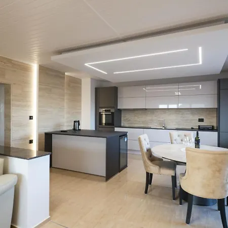 Apartmentszelic Appartamento Zara