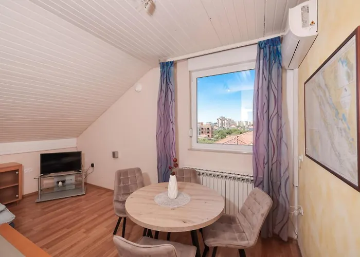 Apartmentszelic 아파트 자다르